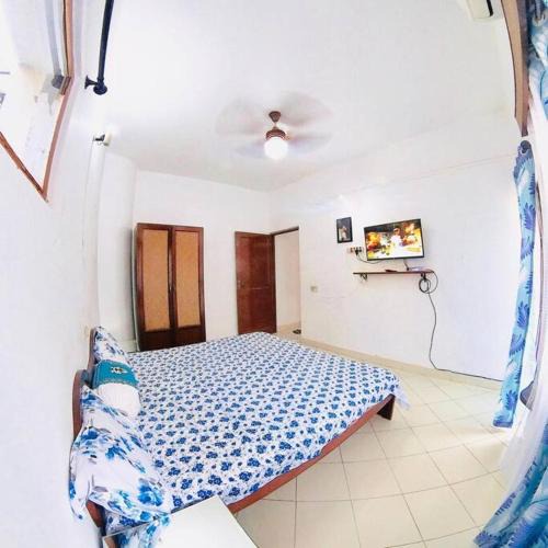 Gauravaddo Apartment | Coastal Comfort - 2 Bed Retreat Apartment , Steps from Candolim & Calangute Beaches with Amenities Galore - 3