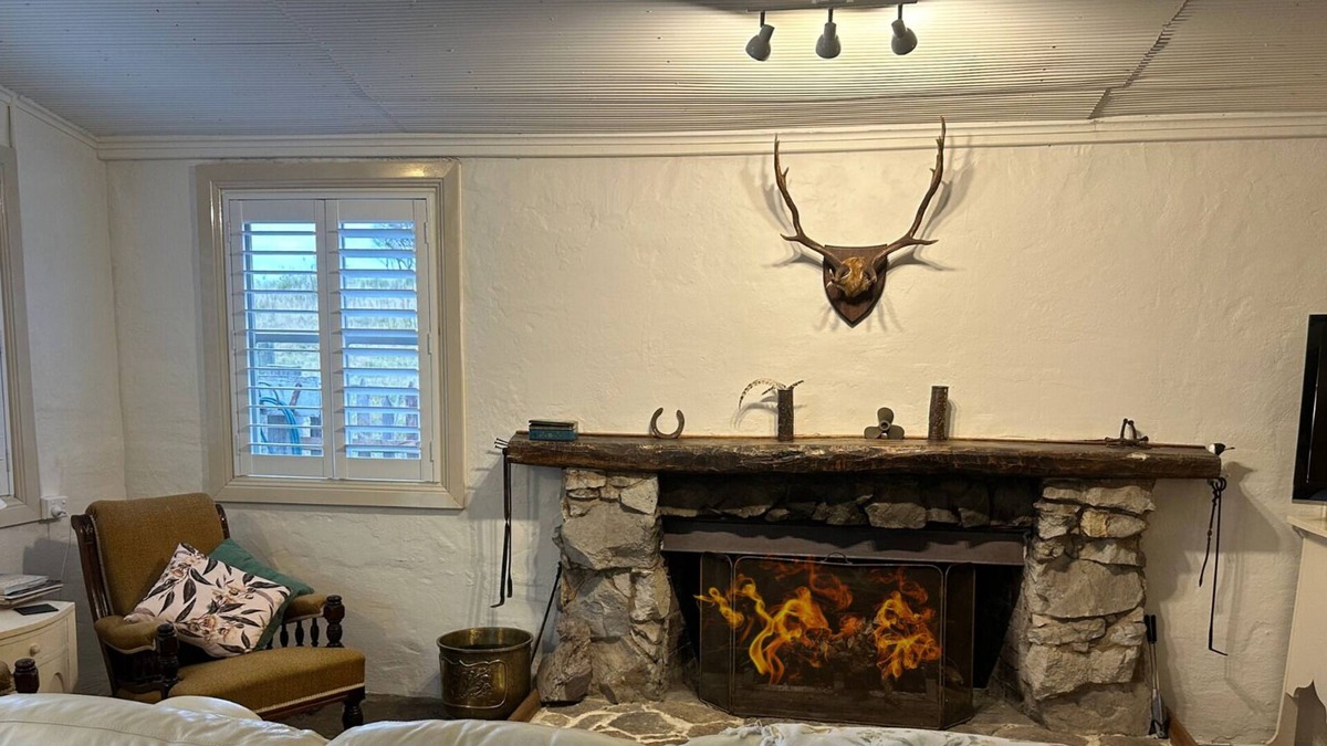 Tarwin Lower Cottage | Coastal Country Cottage - Peace, serenity and close to the Prom.