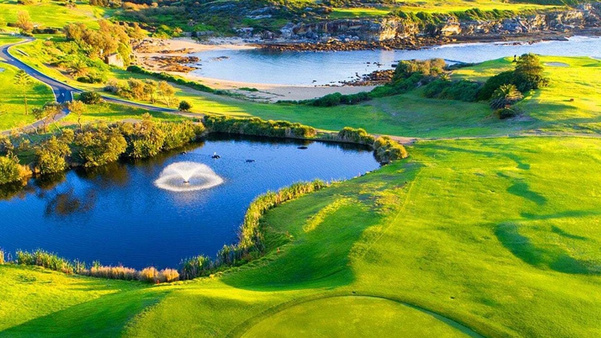 Little Bay Apartment | Coastal Green Living - Short walk to beach, surrounded by parks and golf courses