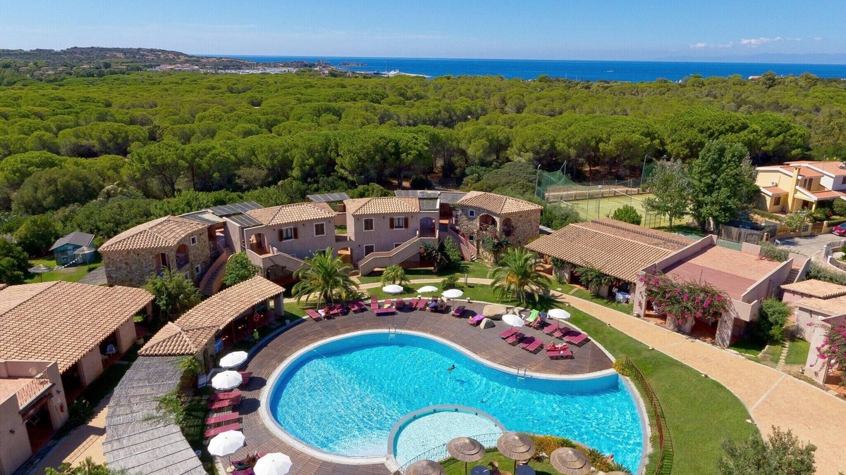 Campulongu Apartment | Coastal Hideaway with Pool