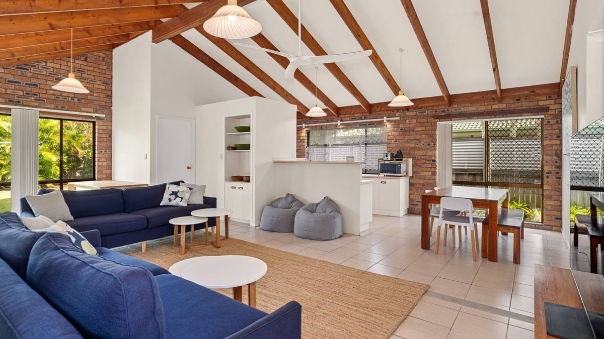 Pottsville House | Coastal Paws Pet friendly, family beach house in Pottsville