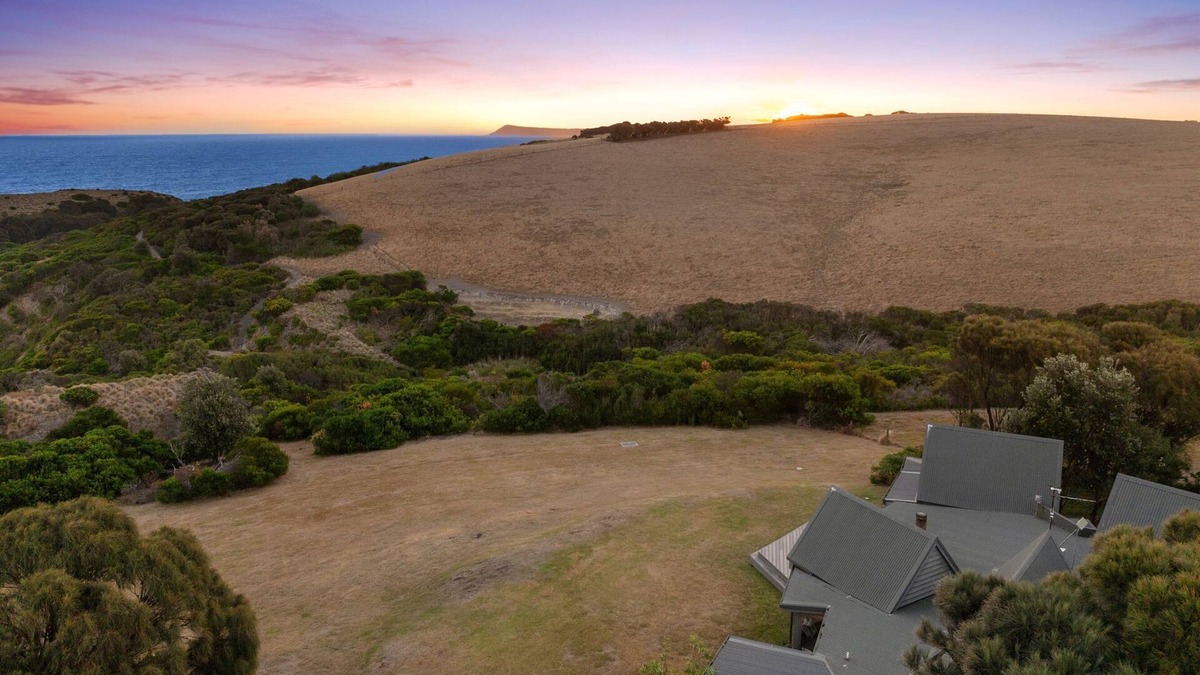 Kilcunda House | COASTAL RETREAT FOR ALL SEASONS 2-8 GUESTS