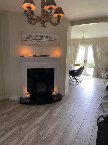 Tullaghan House | Coastal Retreat near Bundoran, Surfing, Beaches, Fishing