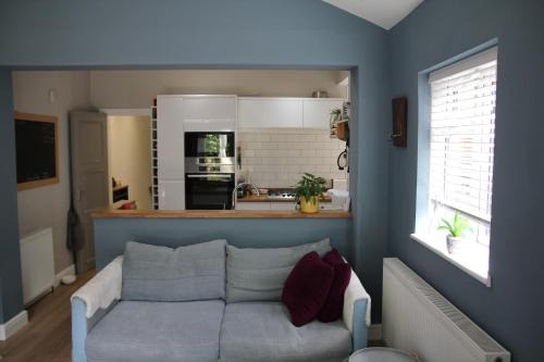 Bexhill-on-Sea Apartment | Coastland Retreat