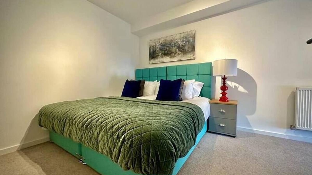 Pill Apartment | Coates House two bed - Nailsea