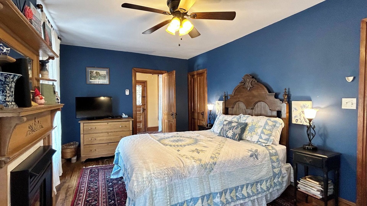 Adamstown Bed & Breakfast | Cobalt Suite at The Amethyst Inn B&B, jacuzzi, fireplace, gourmet breakfast