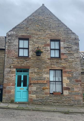 St. Margaret's Hope House | Cobblers Cottage