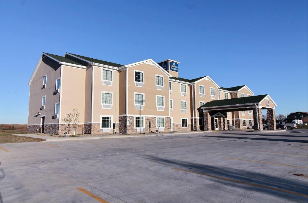 Beulah Hotel | Cobblestone Hotel & Suites - Beulah