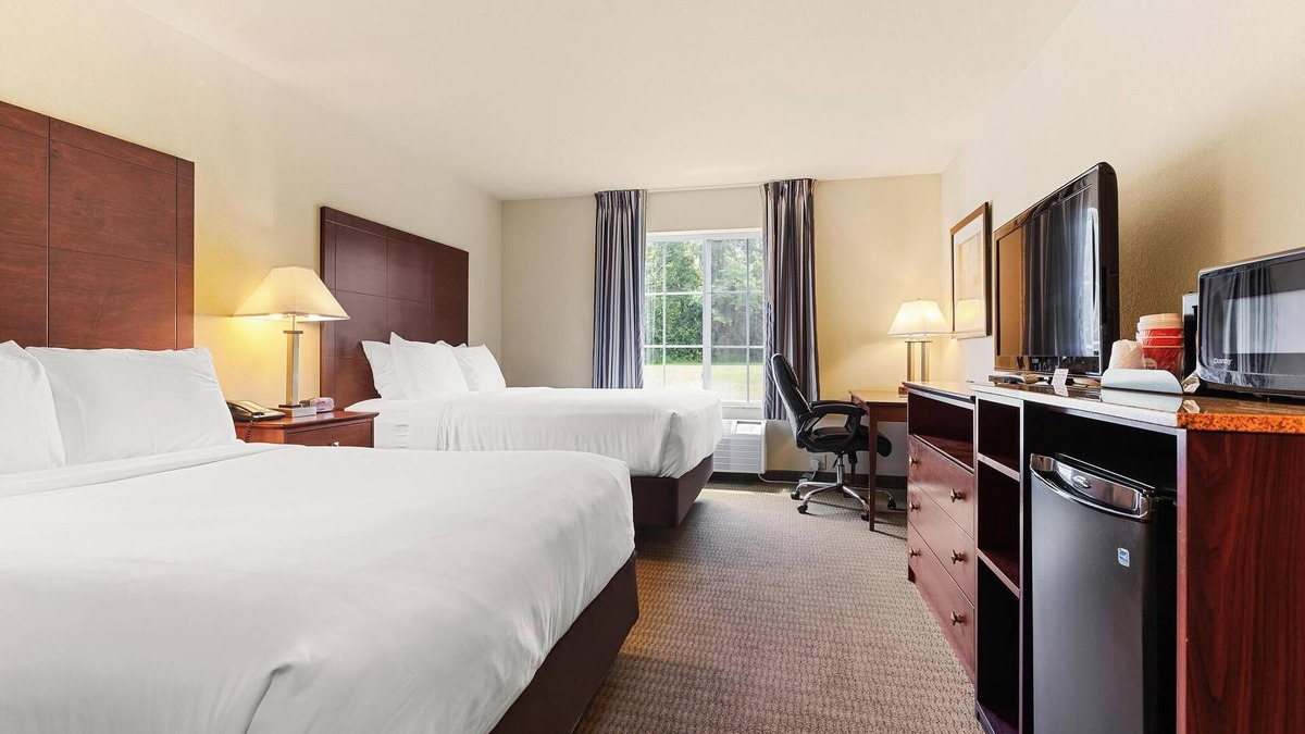 Knoxville Hotel | Cobblestone Hotel & Suites - Knoxville