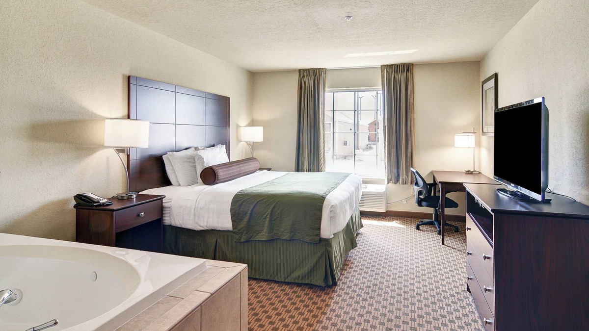 Big Lake Hotel | Cobblestone Inn & Suites – Big Lake