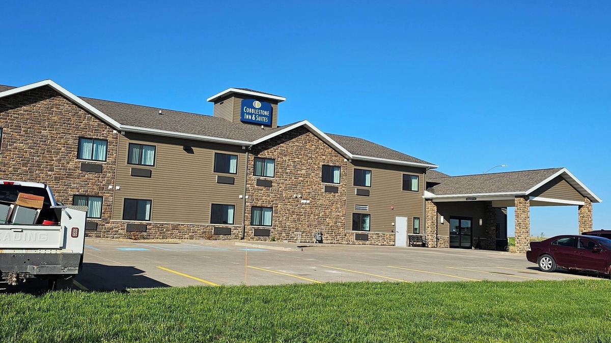 Manchester Hotel | Cobblestone Inn & Suites – Manchester
