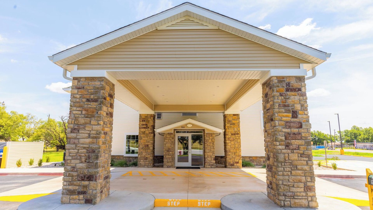 Winters Hotel | Cobblestone Inn & Suites - Winters