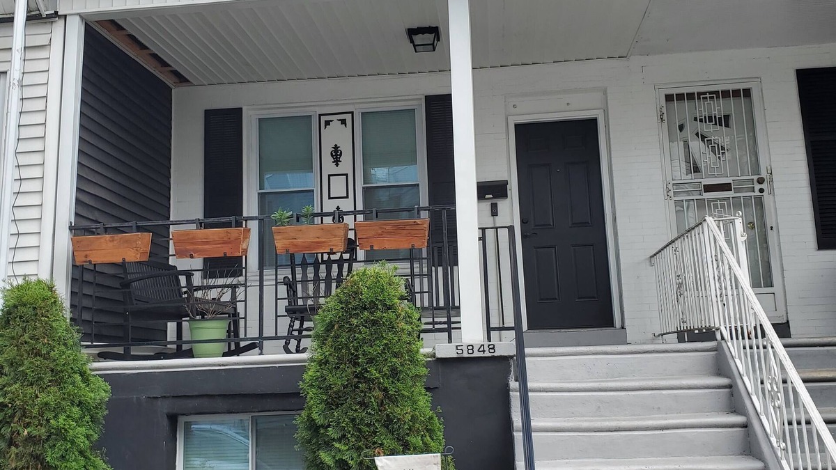 Primos Secane House | Cobbs Creek Neighborhood Rental