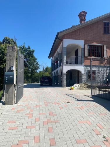 Serravalle Scrivia Apartment | Coccole in Villa, B&B close to outlet