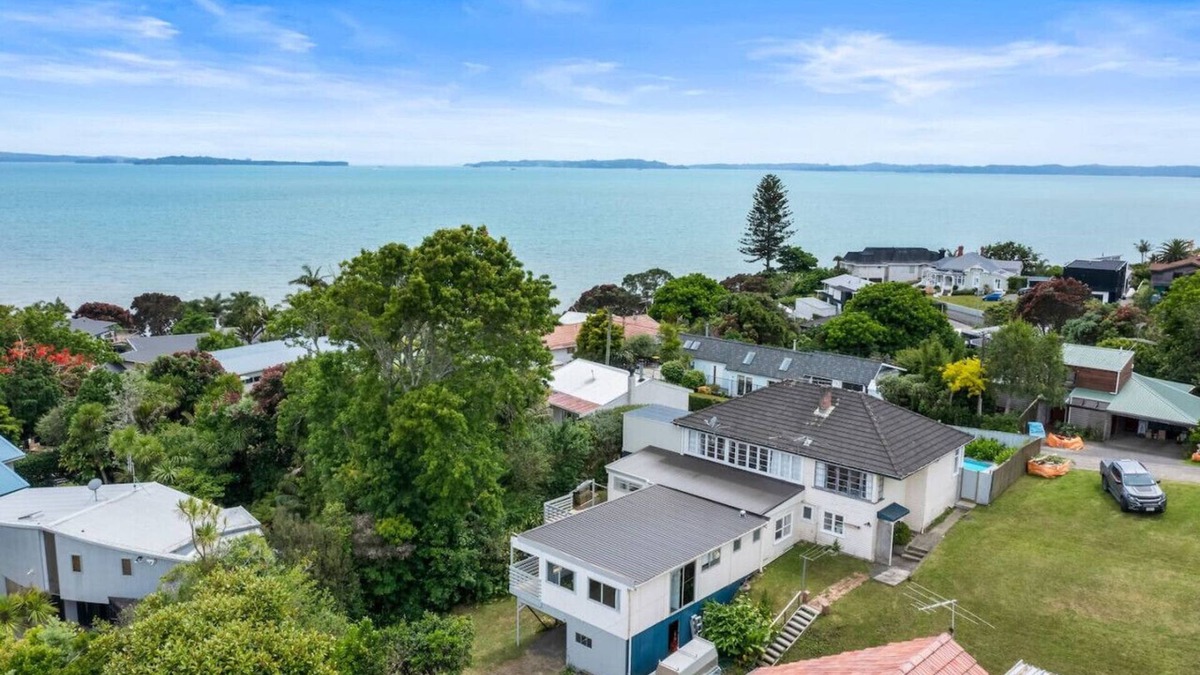 Cockle Bay Apartment | Cockle Bay Getaway is close to beach