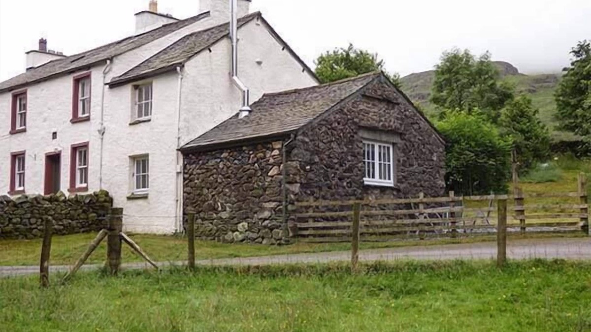 Broughton in Furness Cottage | COCKLEY BECK COTTAGE, pet friendly in Broughton-In-Furness
