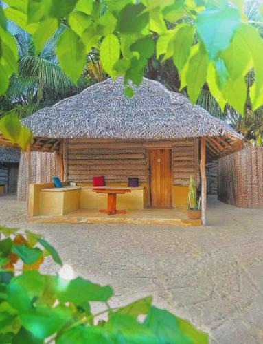 Kudawa Hotel | Coco Cottage Kite Surfing-Kalpitiya