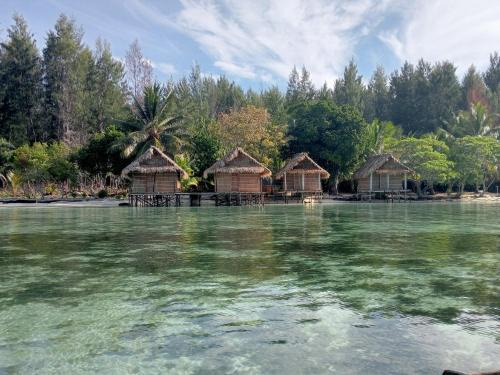 Raja Ampat House | Coco Huts Guest House