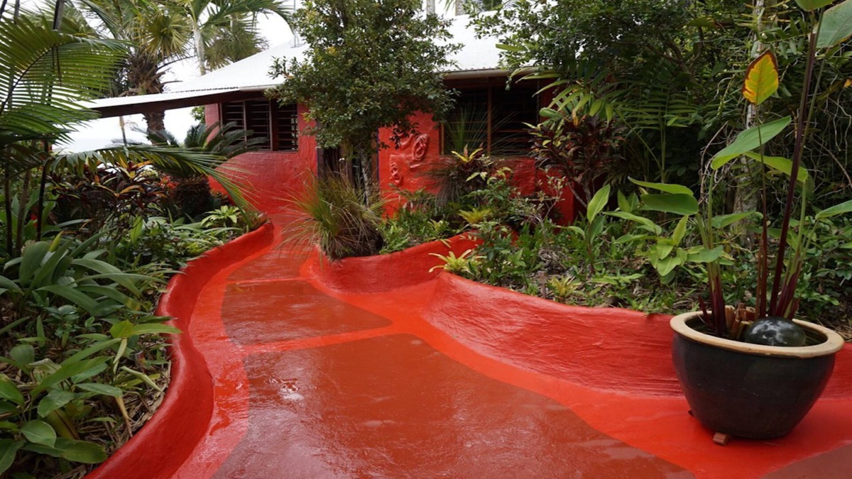 Garners Beach Cottage | Coco Loco Absolute Beachfront Shack