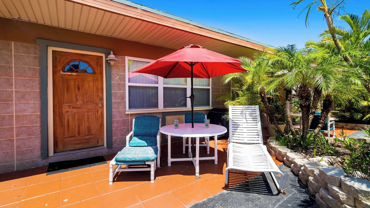 Cocoa Beach Apartment | Coco Sands Studio Unit 3