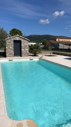 Moules-et-Baucels Apartment | Cocon aux portes des Cévennes avec piscine