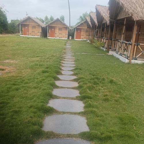 Kamalapur House | coconut tree guest house