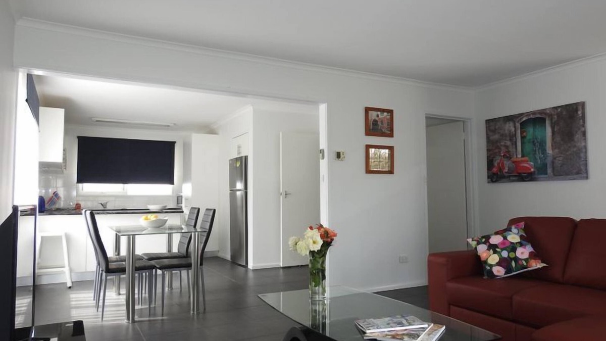 Sale House | Codrington Short/Long Stay Accommodation