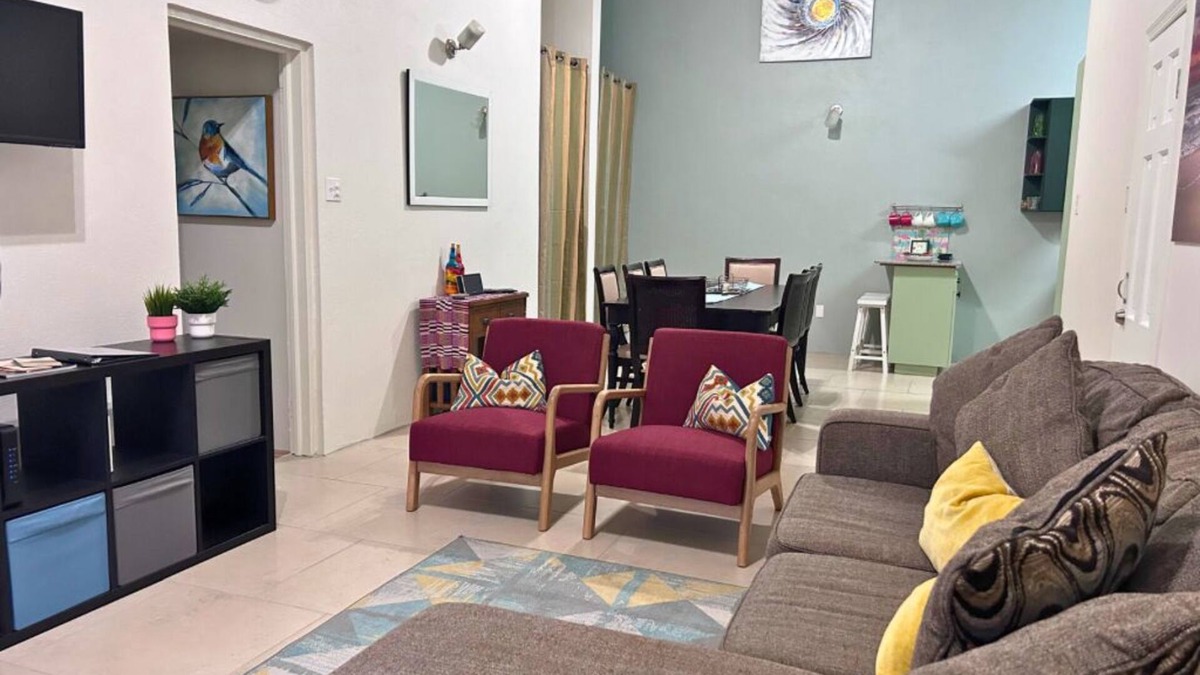Basseterre Apartment | Coffee & Cream Cottage - Homely is What We Do!