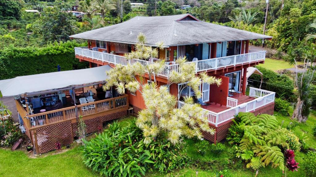Honaunau-Napoopoo Bed & Breakfast | Coffee Garden