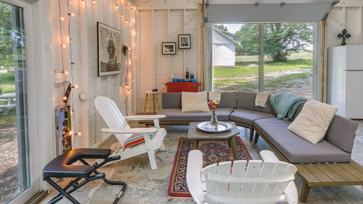 Coffeyville Apartment | Coffeyville Countryside Studio w/Fire Pit!