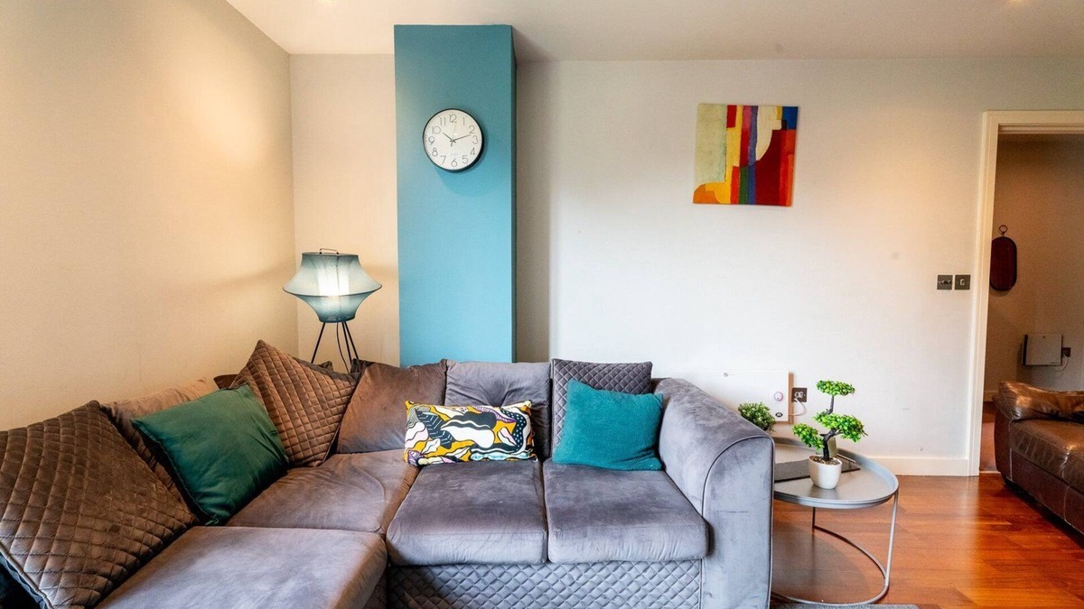 Splott Apartment | Cohost Partners | Charming 1BR Near Cardiff Centre