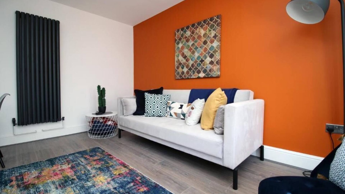 Cardiff Apartment | Cohost Partners Chic 3 Bed in Cardiff with Parking