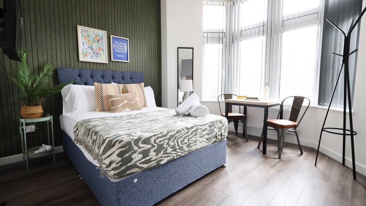 Penylan Apartment | Cohost Partners Stylish Studio Near Cardiff