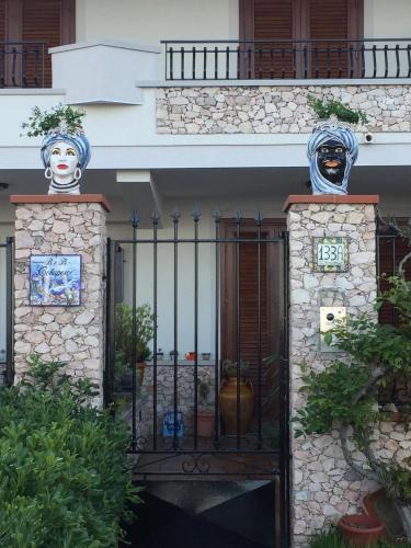 Santa Teresa di Riva Bed & Breakfast | Colapesce