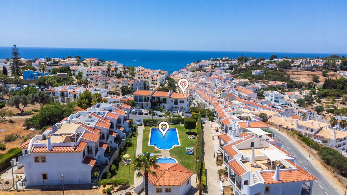 Carvoeiro Ski Chalet | Colina Verde G: Charming 1-Bedroom Townhouse