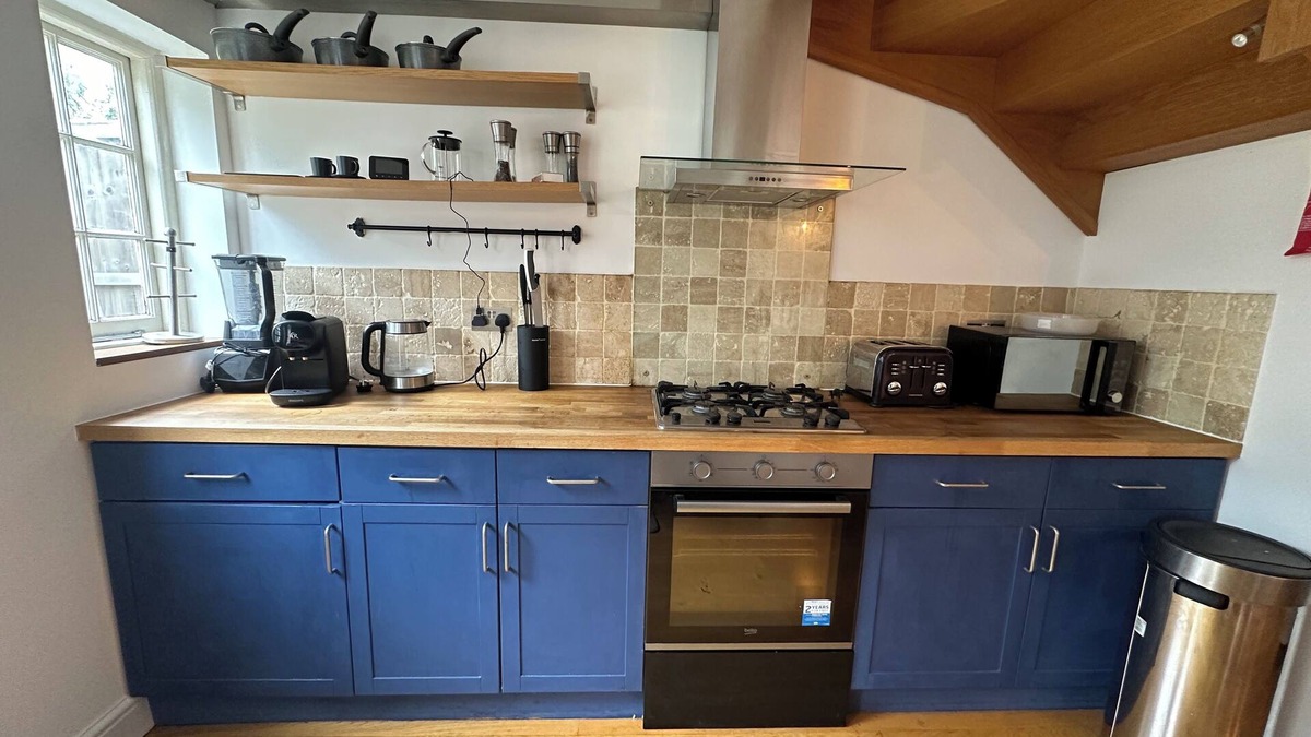 Burnt Oak House | Colindale Lush Stay 30 mins central London