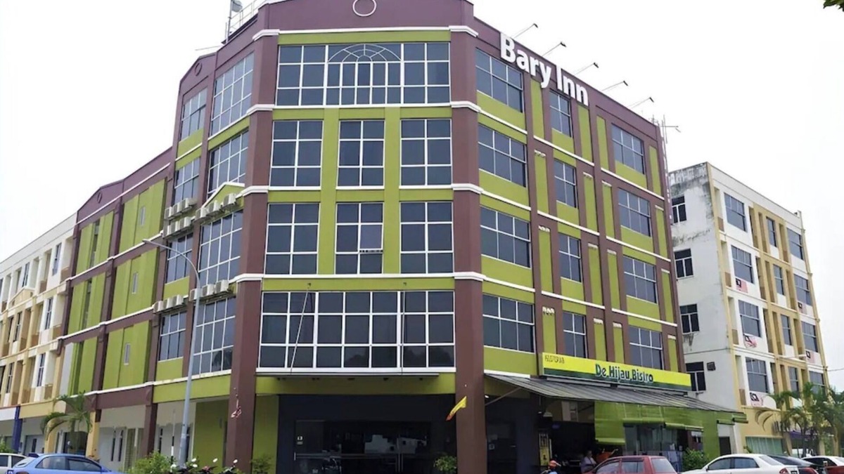Bandar Baru Salak Tinggi Hotel | Collection O KLIA Formerly Bary Inn.