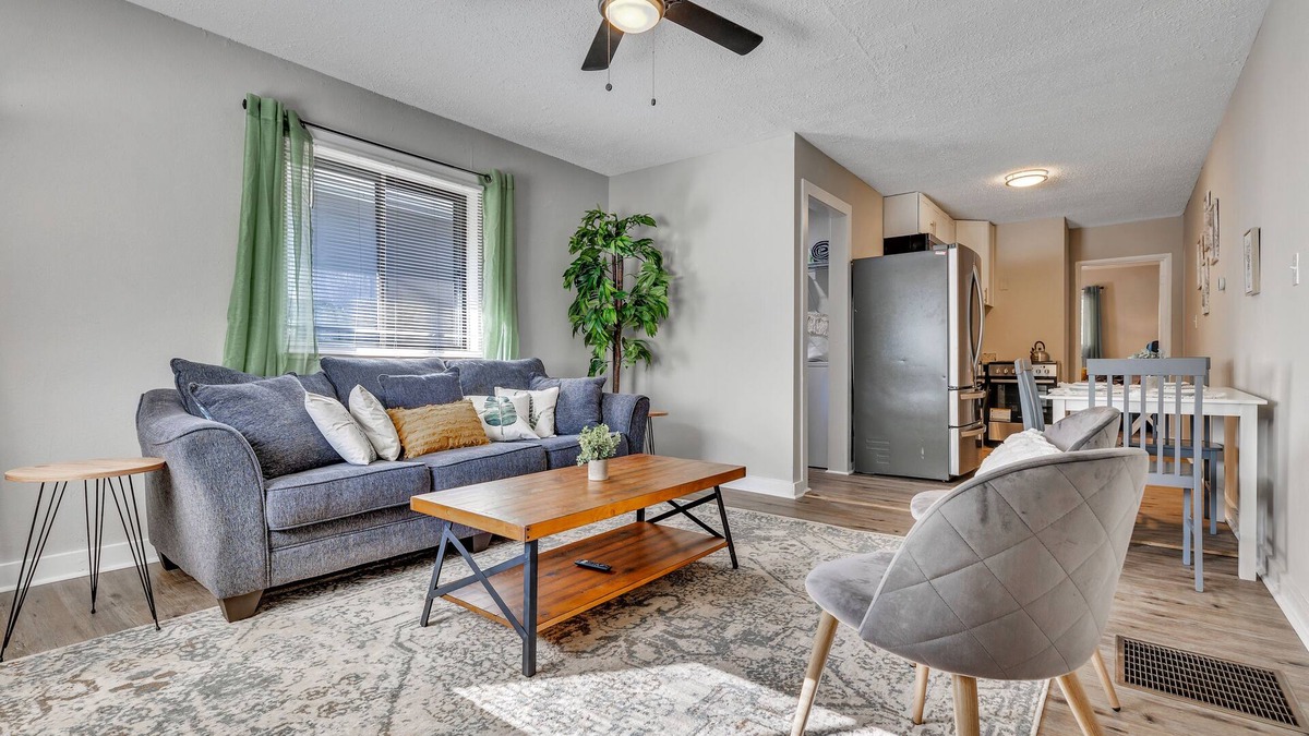 Eagan Park House | College Park Charmer Near ATL w/Parking
