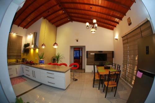 Battaramulla House | Colombo Orchid Villa