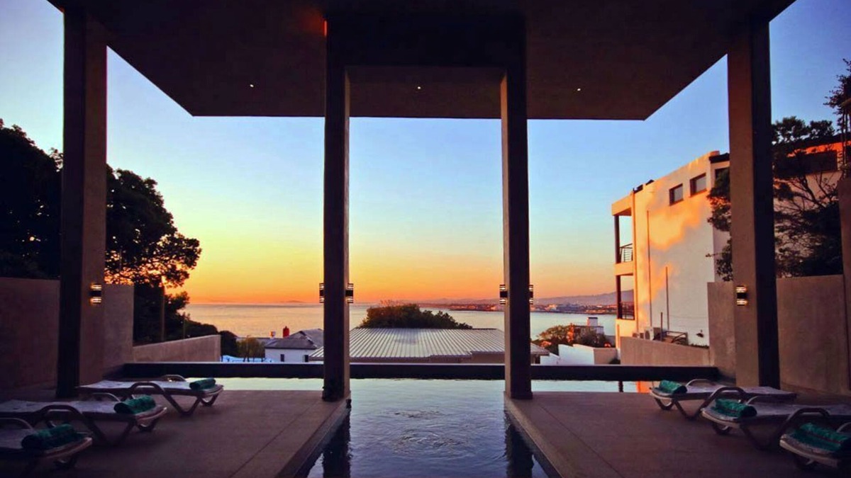 Gordon's Bay House | COLONEL'S ROOM