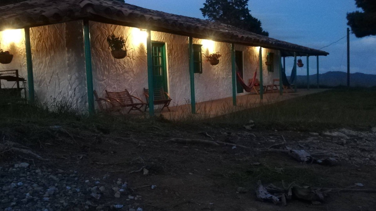 Santa Elena House | Colonial country house