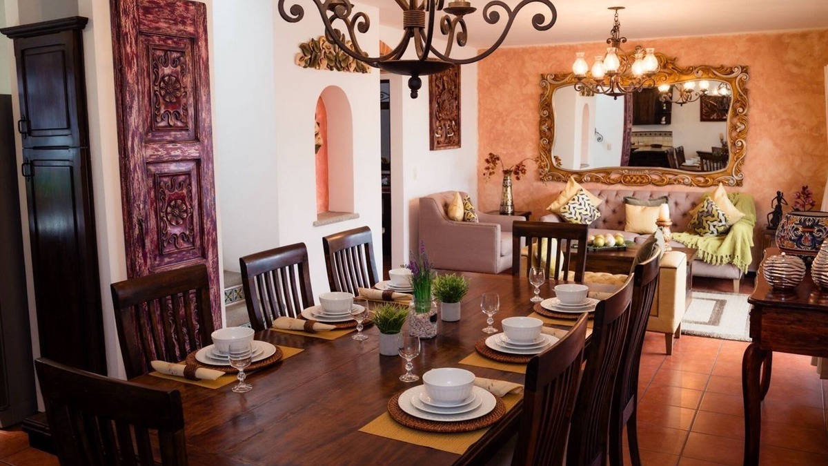 Antigua Guatemala Villa | Colonial family getaway in Antigua Guatemala - Quiet & Beautiful vacation home