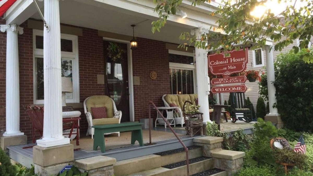 Ligonier Bed & Breakfast | Colonial House on Main