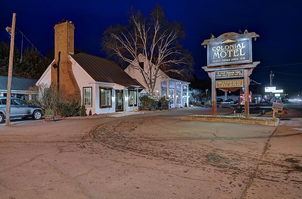 Brattleboro Hotel | Colonial Motel and Spa