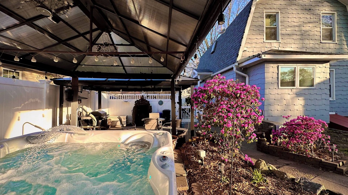 Stratford House | Colonial Retreat - Private Hot Tub, Fenced Yard, Cozy Amenities