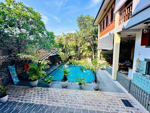 Thalawatugoda Villa | Colonial Retreat Villa
