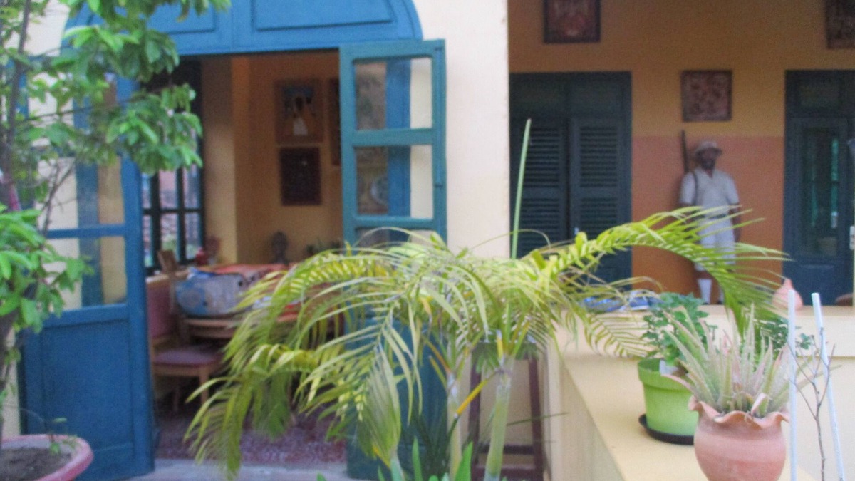 Dakar House | COLONIAL STYLE HOUSE