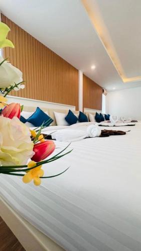 Tha Sala Hotel | Color Beach Resort
