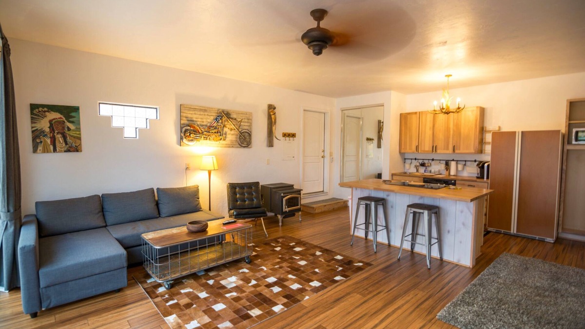 Clifton House | Colorado River Lake guest house animal sanctuary