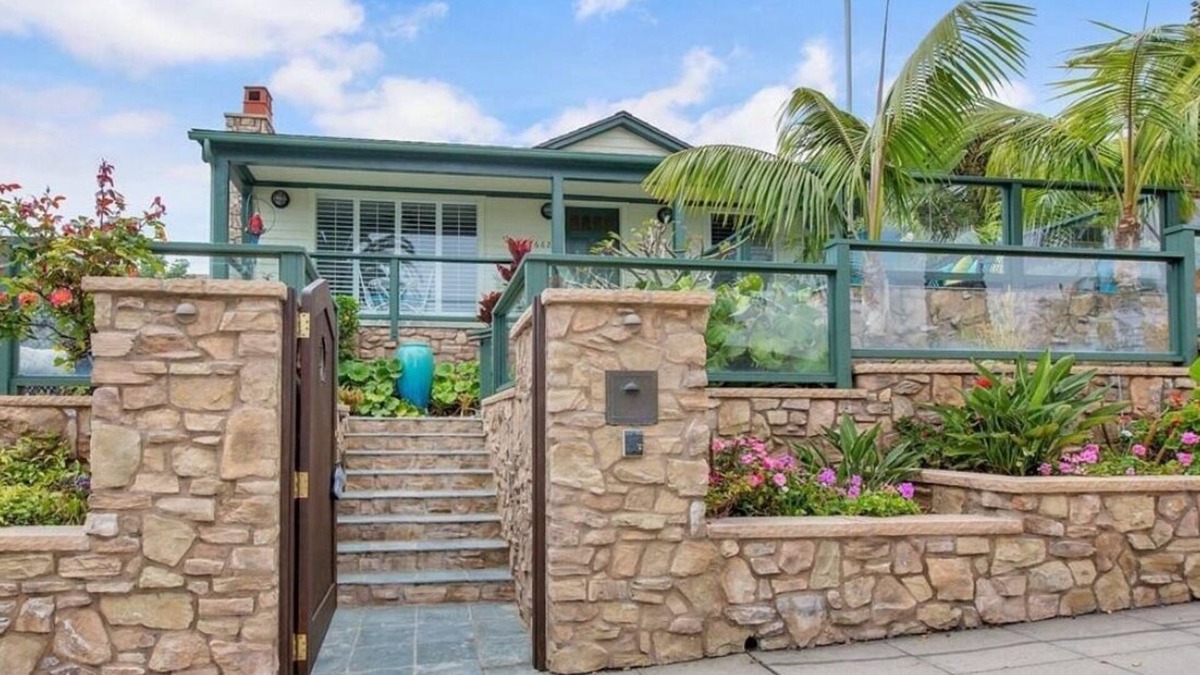 Ocean Beach House | Colorful Coastal Cottage